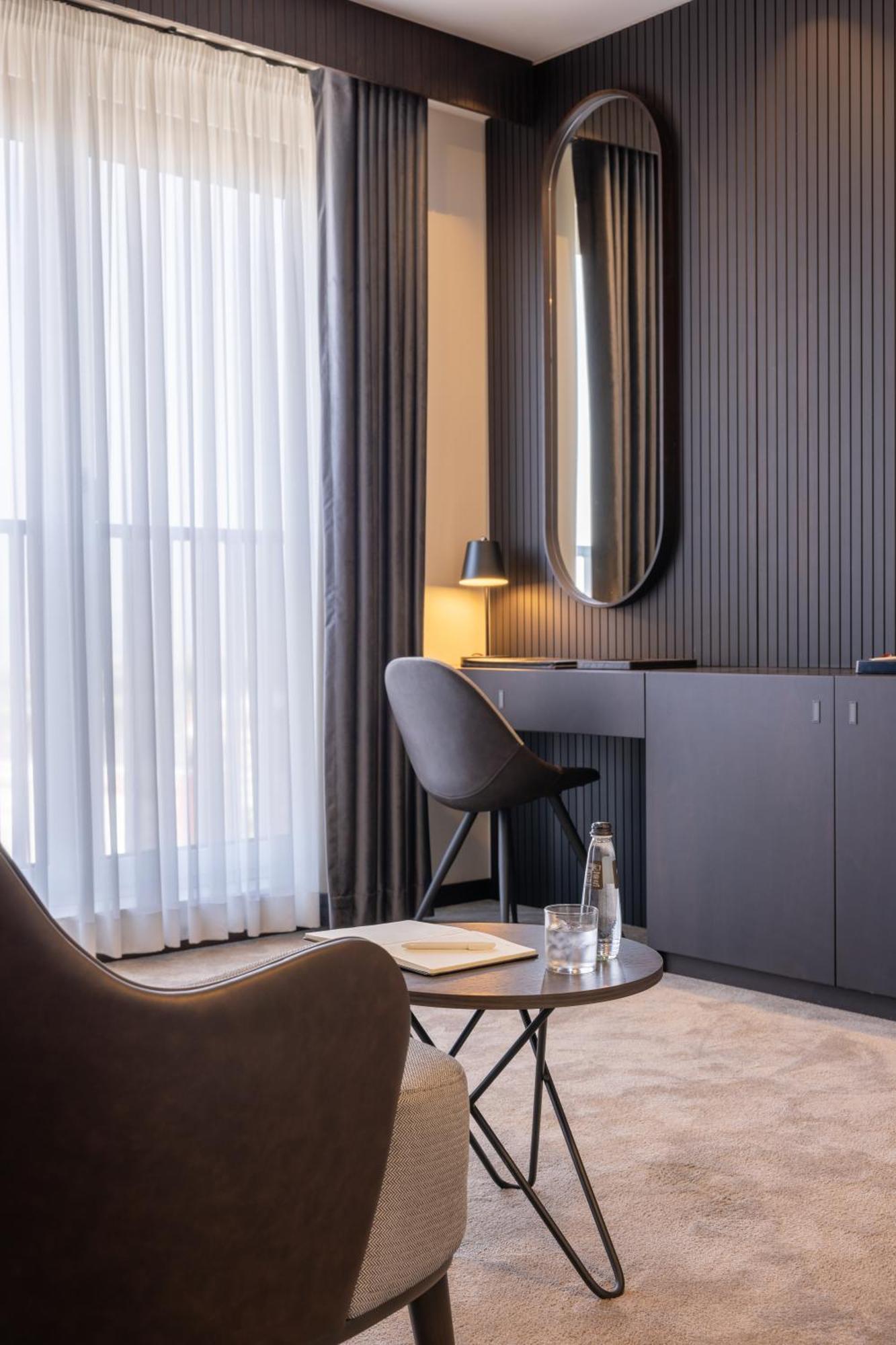 Derand Hotel Prisztina Zewnętrze zdjęcie